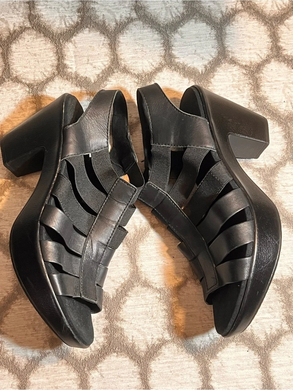 Munro Black Strappy Platform Slingback Sandals